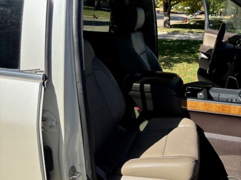 Used 2014 GMC Sierra 1500 SLT w/ Suspension Package, Off-Road image 19