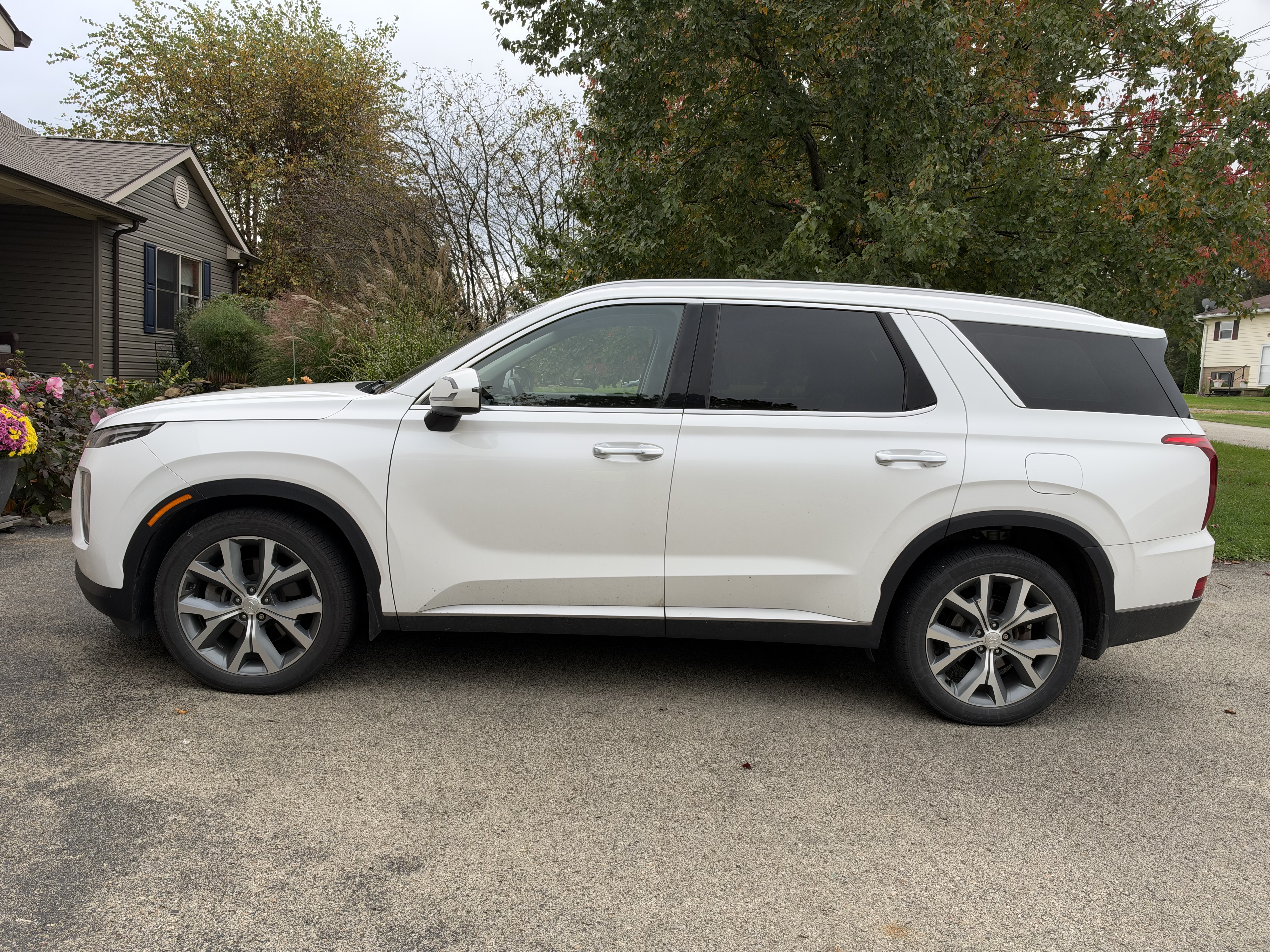 Used 2021 Hyundai Palisade SEL w/ Premium Package AWD/4WD image 1