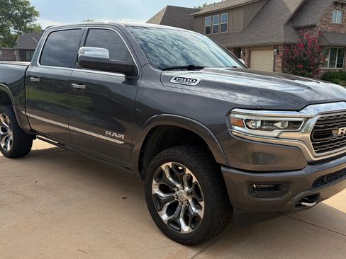 Used 2019 RAM 1500 Limited AWD/4WD image 1