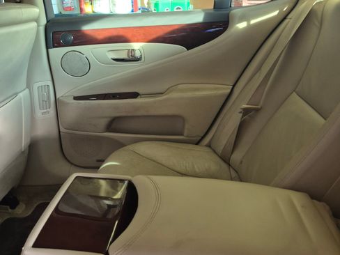 Used 2010 Lexus LS 460 460 Sedan 4D image 9