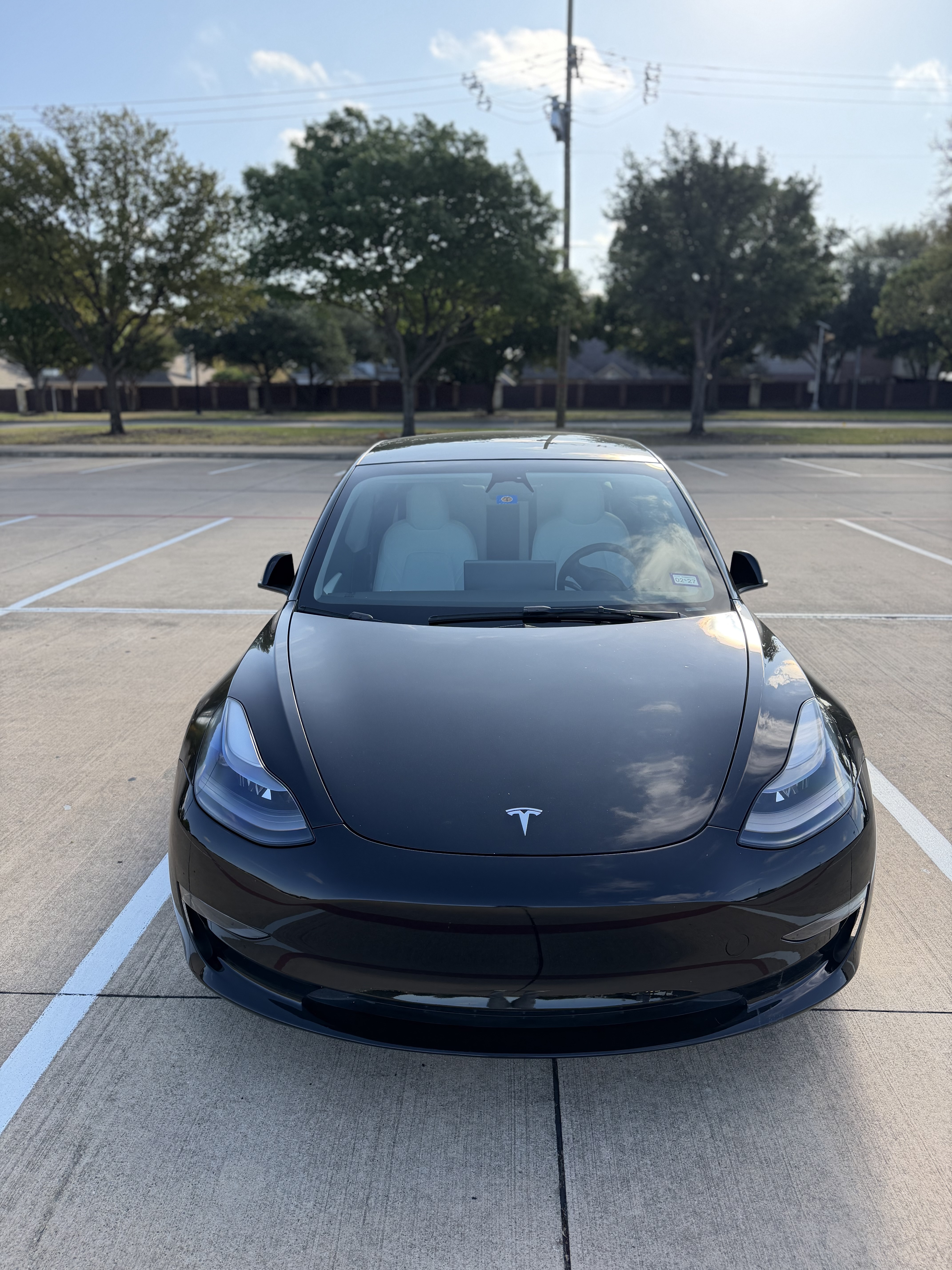 Used 2023 Tesla Model 3 Standard Range RWD image 1
