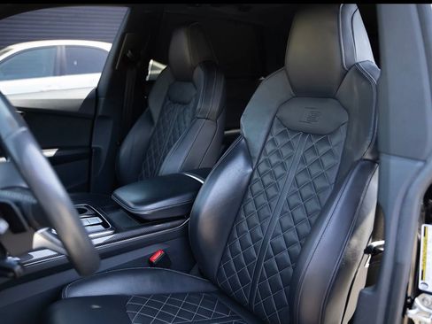 Used 2020 Audi SQ8 Prestige w/ Prestige Package image 8