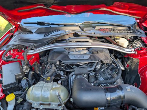 Used 2018 Ford Mustang GT Premium w/ GT Performance Package image 9