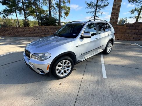 Used 2013 BMW X5 xDrive35i image 1
