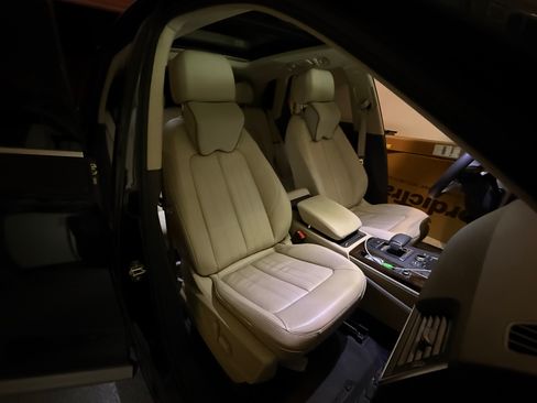 Used 2019 Audi Q5 2.0T Premium Plus w/ Premium Plus Package image 11