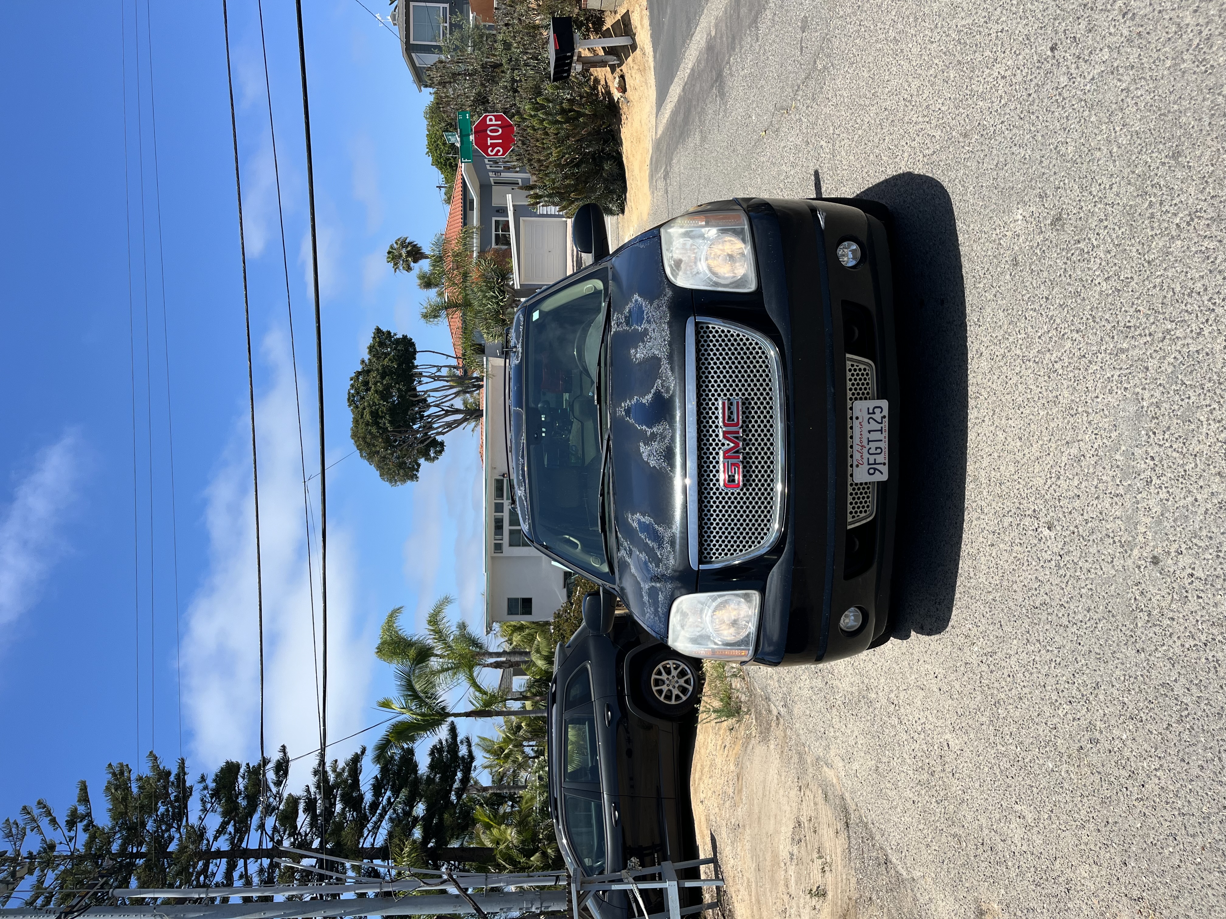 Used 2007 GMC Yukon Denali AWD/4WD image 2