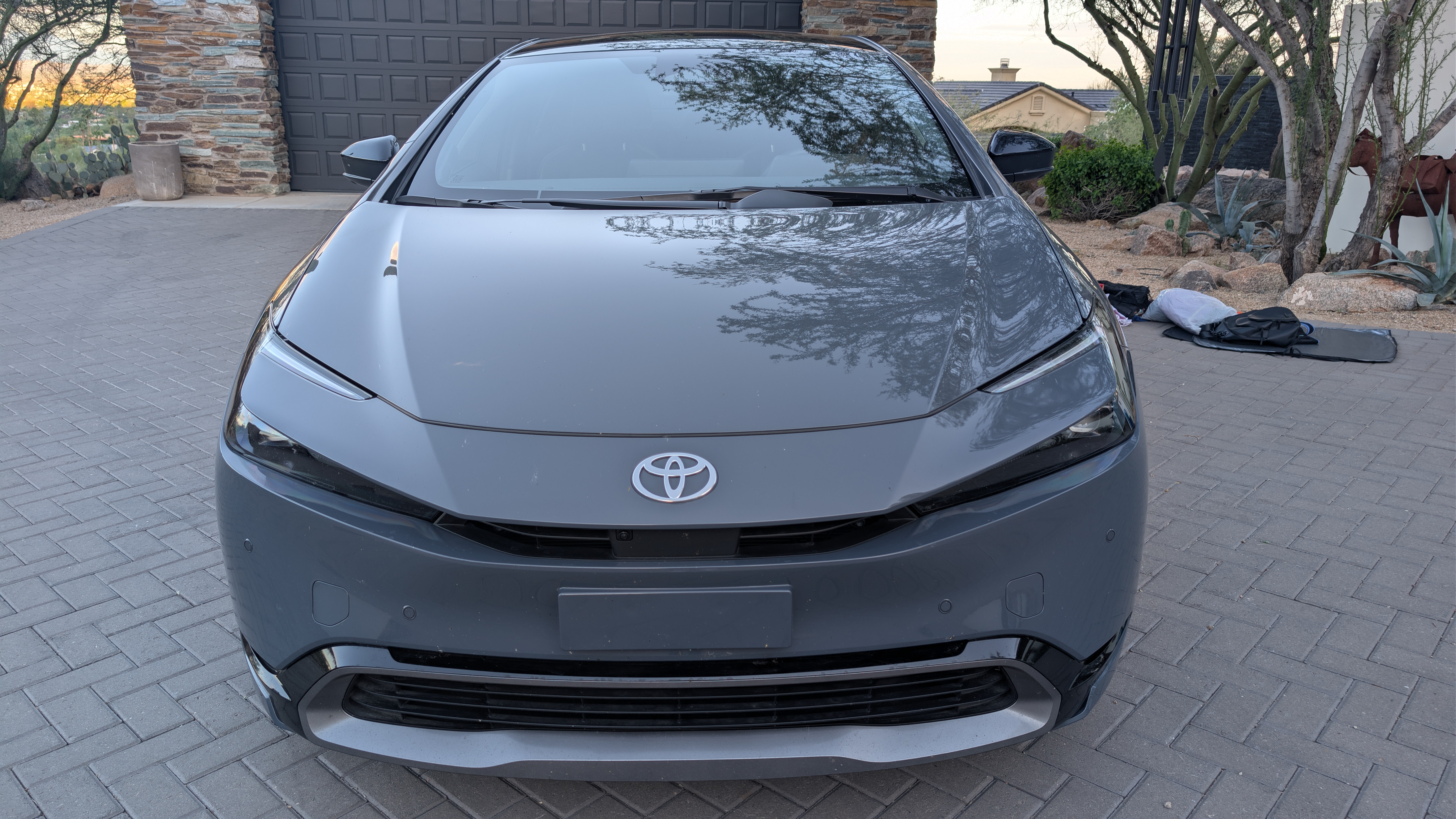 Used 2024 Toyota Prius Limited w/ Limited Premium Package AWD/4WD image 2