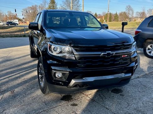 Used 2022 Chevrolet Colorado Z71 image 5