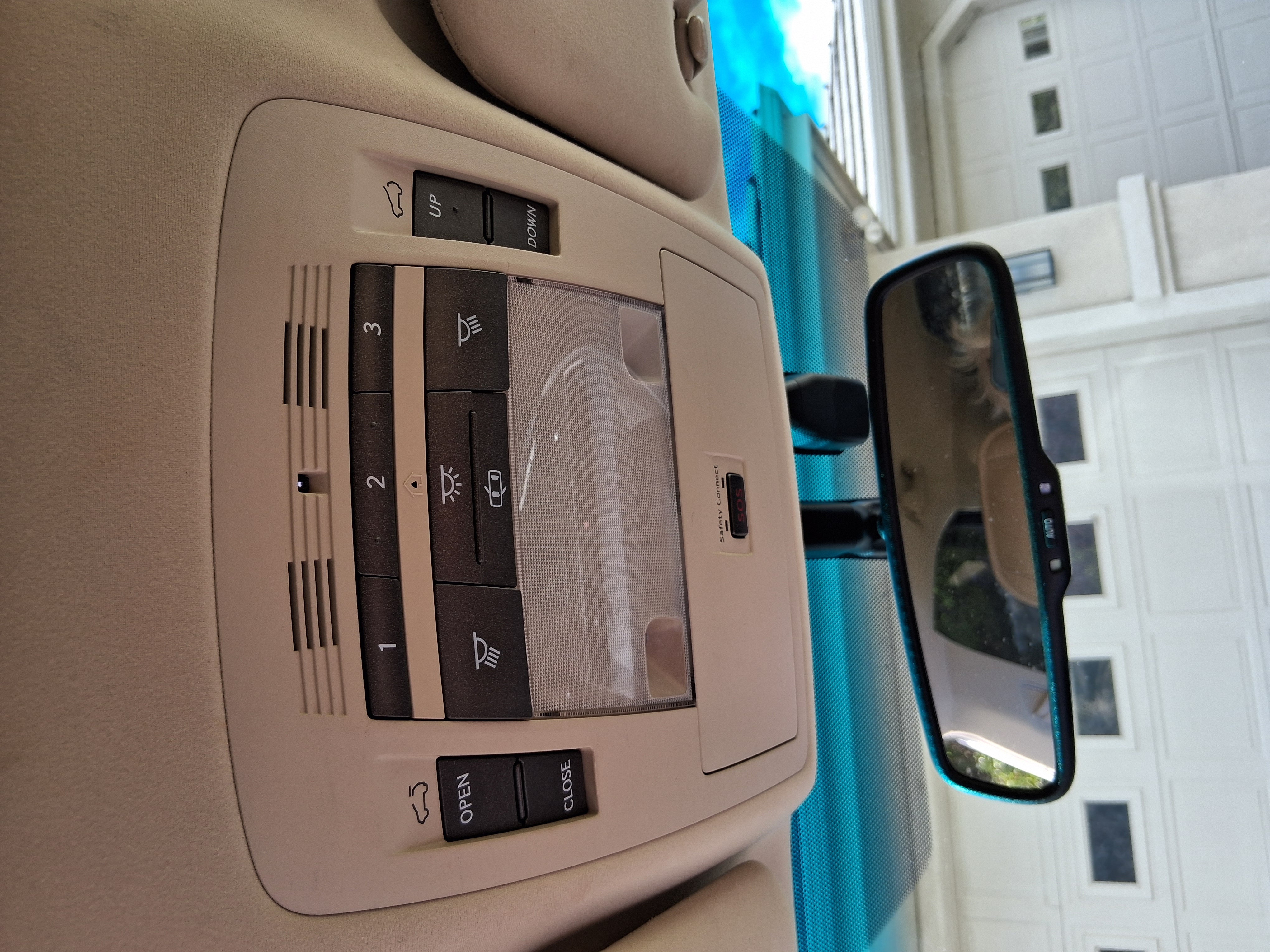 Used 2012 Lexus RX 450h FWD w/ Premium Pkg image 10