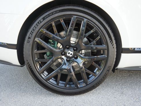 Used 2015 Bentley Continental GT3-R AWD/4WD image 18