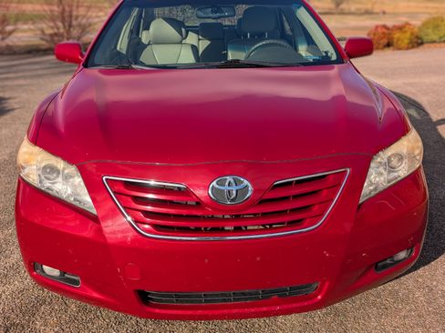 Used 2007 Toyota Camry XLE image 2
