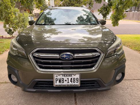 Used 2018 Subaru Outback 2.5i Limited AWD/4WD image 6