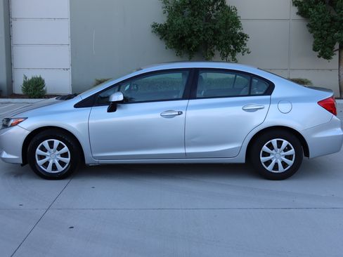 Used 2012 Honda Civic LX image 12