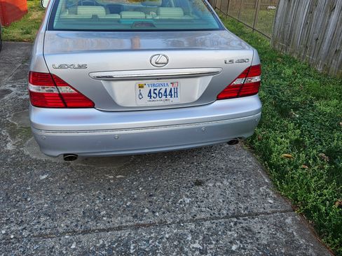 Used 2005 Lexus LS 430 430 Sedan 4D image 4