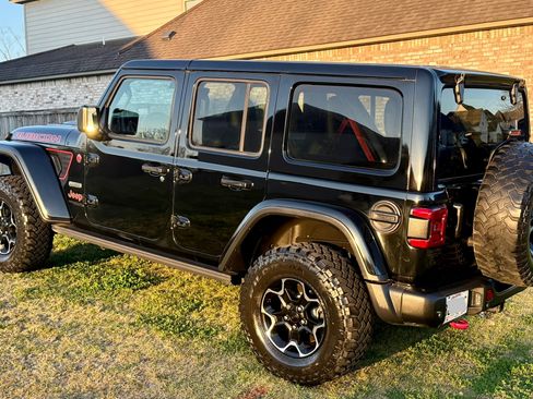 Used 2020 Jeep Wrangler Unlimited Rubicon w/ Quick Order Package 28Y Recon image 6