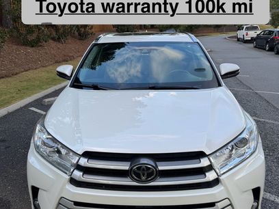 Used 2019 Toyota Highlander XLE