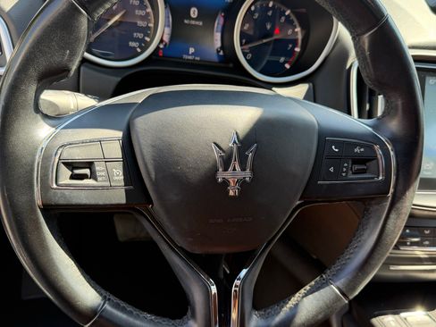 Used 2017 Maserati Ghibli Sedan 4D image 10