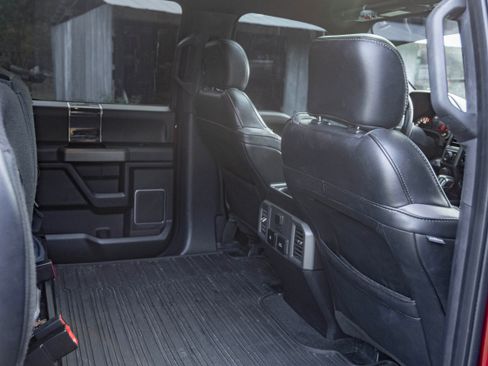 Used 2018 Ford F150 Raptor w/ Equipment Group 802A Luxury image 11