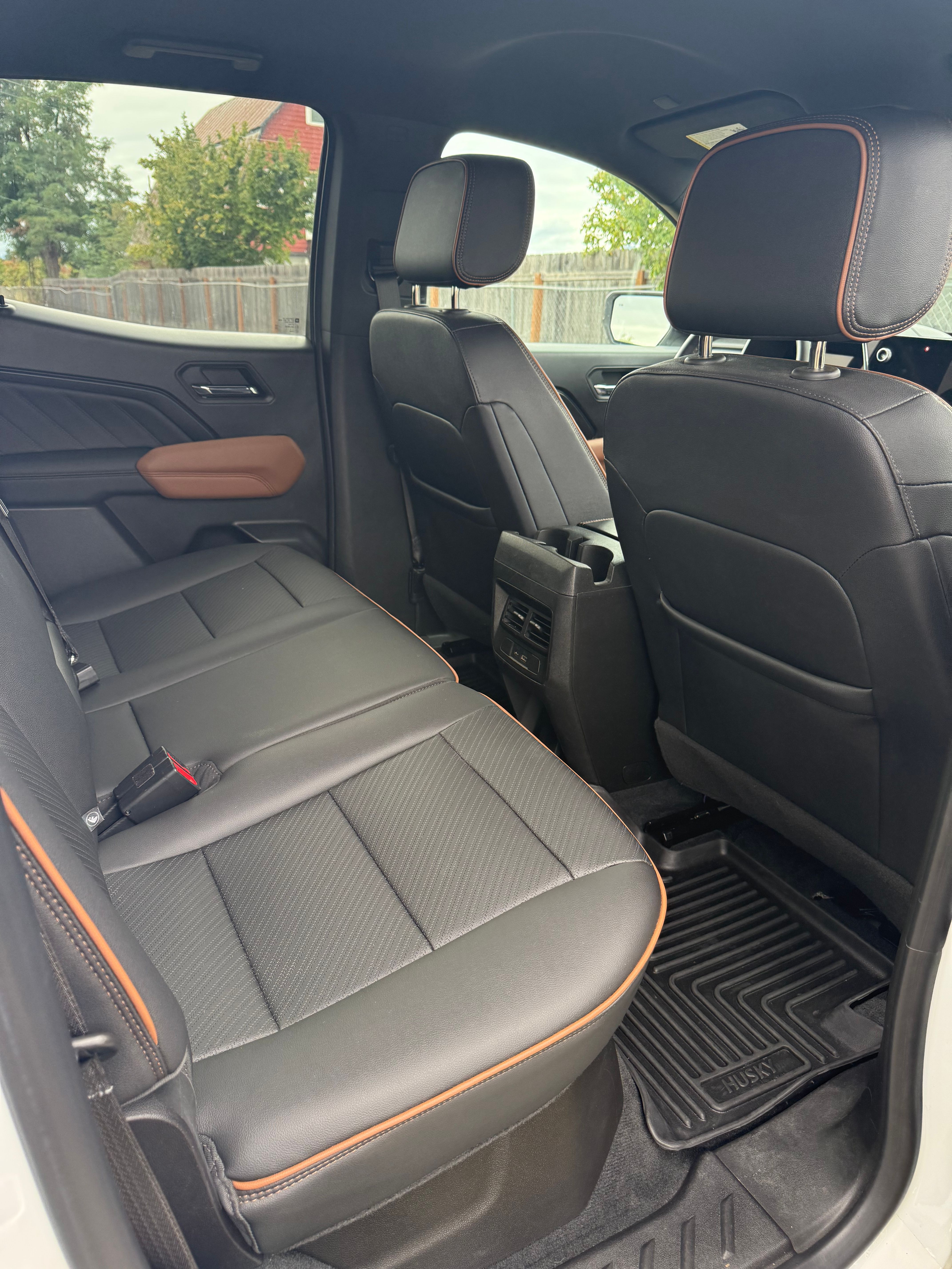 Used 2023 GMC Canyon AT4 w/ AT4 Premium Package AWD/4WD image 16