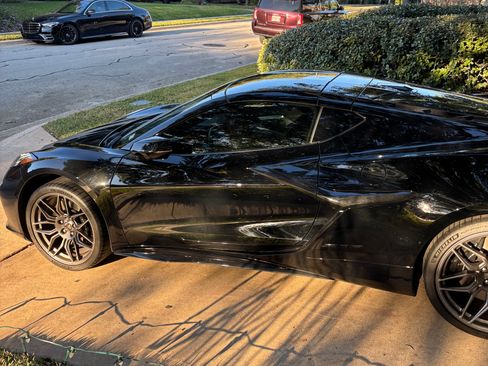 Used 2024 Chevrolet Corvette Z06 image 1