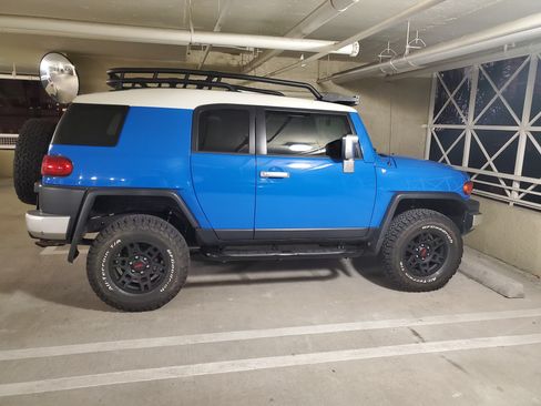 Used 2007 Toyota FJ Cruiser 4WD image 13