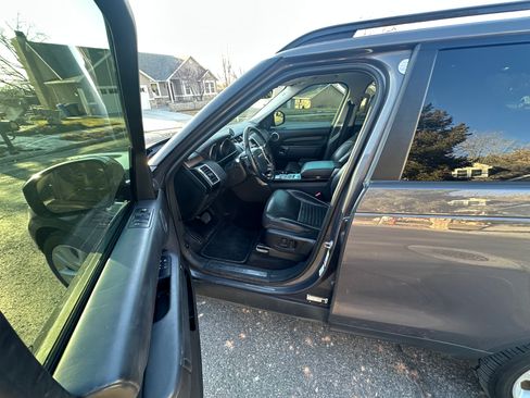 Used 2017 Land Rover Discovery HSE Luxury image 10