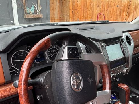 Used 2015 Toyota Tundra 1794 Edition image 15