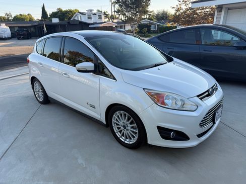 Used 2015 Ford C-MAX Energi SEL w/ Equipment Group 301A image 4