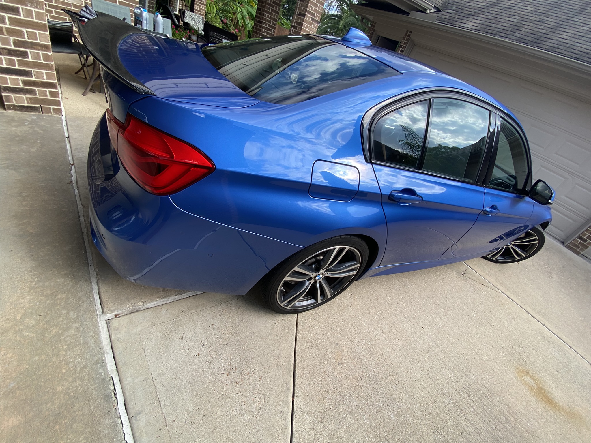 Used 2017 BMW 340i Sedan RWD image 11