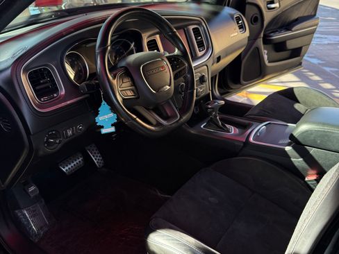 Used 2020 Dodge Charger R/T w/ Plus Group image 15