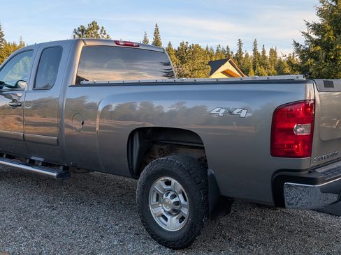 Used 2007 Chevrolet Silverado 2500 LTZ w/ EZ-Lift Tailgate Package image 15