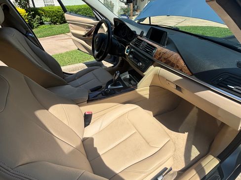 Used 2014 BMW 328i Sedan RWD image 12