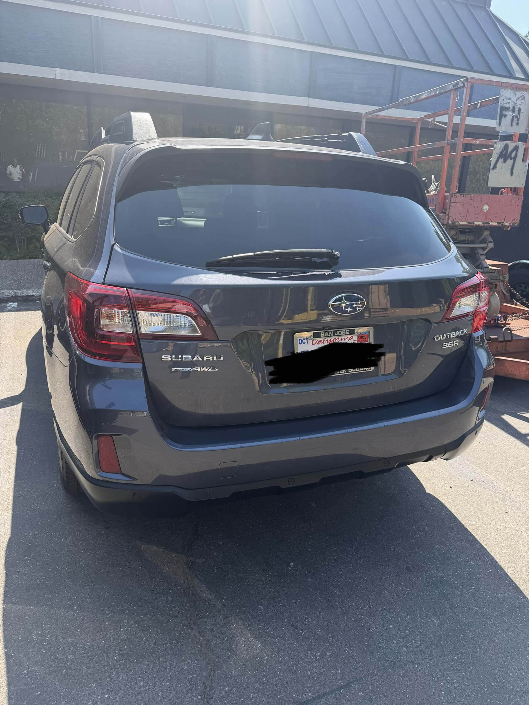 Used 2017 Subaru Outback 3.6R Limited AWD/4WD image 2
