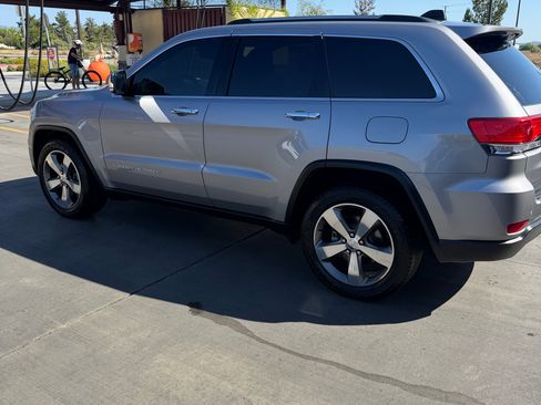 Used 2016 Jeep Grand Cherokee Limited RWD image 6