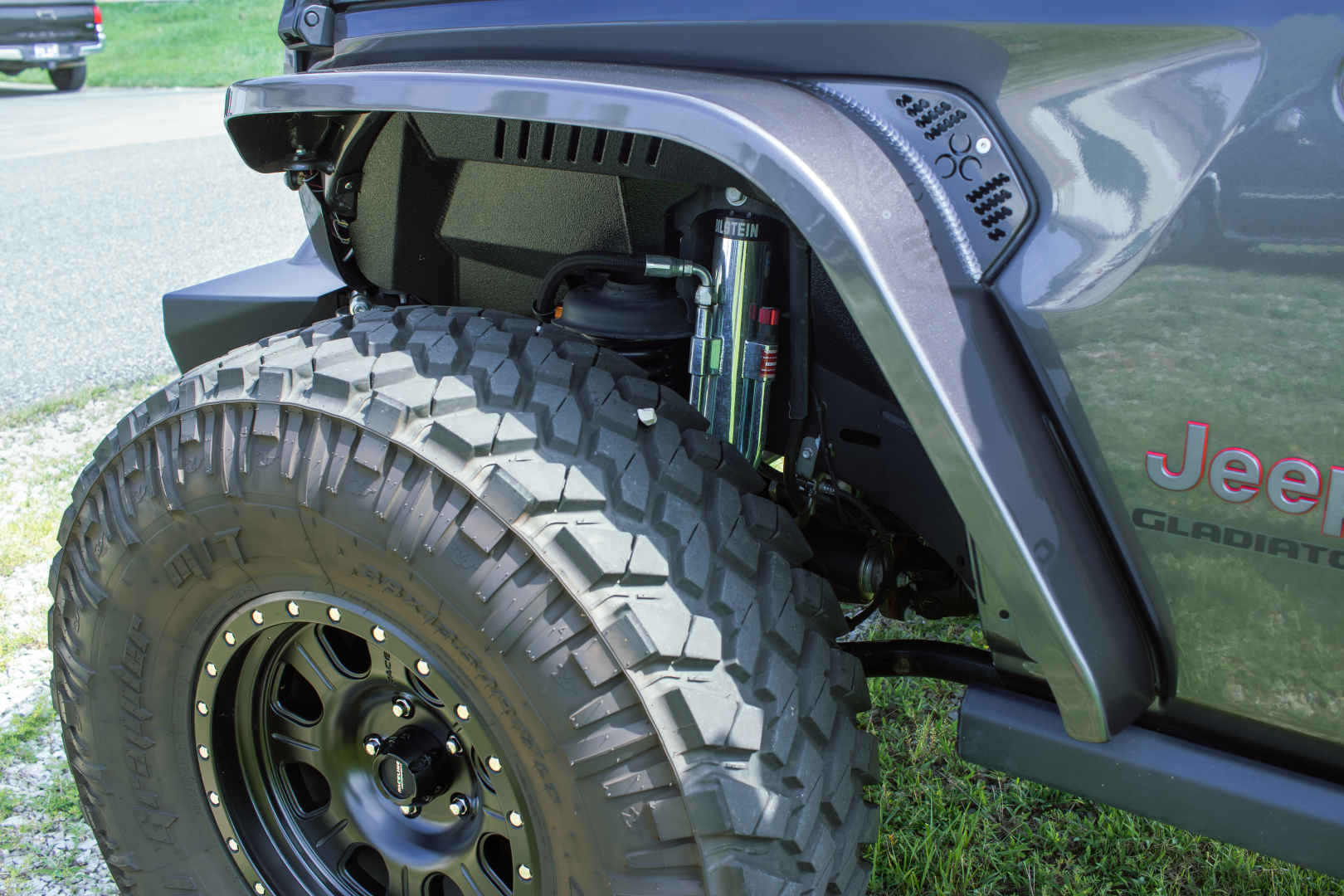 Used 2021 Jeep Gladiator Rubicon AWD/4WD image 10