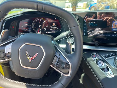 Used 2024 Chevrolet Corvette Stingray Preferred Conv w/ Z51 Performance Package image 12