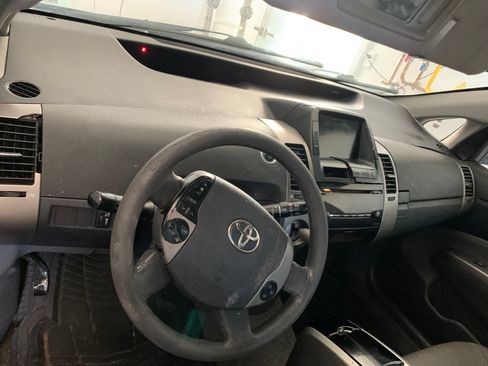 Used 2008 Toyota Prius Touring image 10