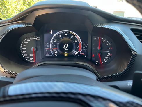 Used 2015 Chevrolet Corvette Z06 w/ 3LZ Preferred Equipment Group RWD image 6