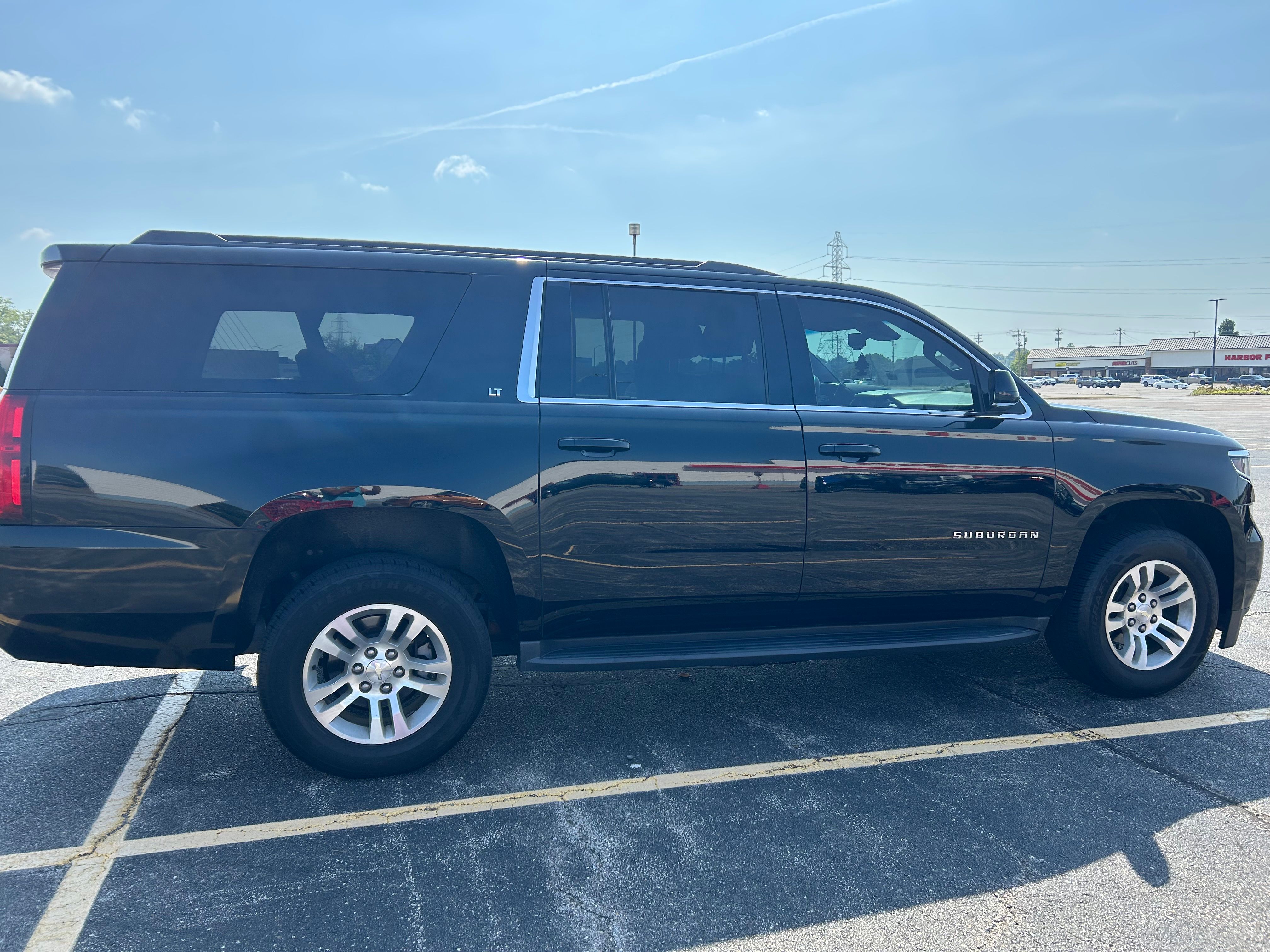 Used 2019 Chevrolet Suburban LT AWD/4WD image 1
