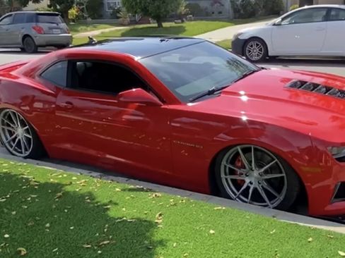 Used 2014 Chevrolet Camaro SS image 1