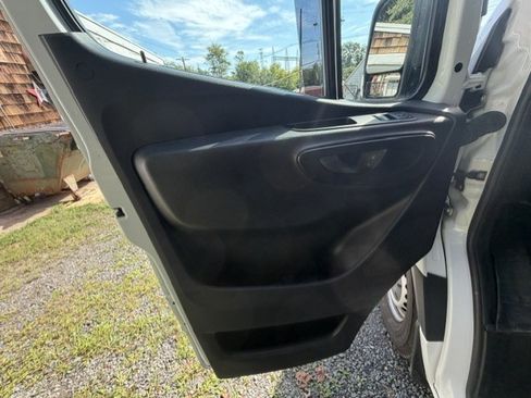 Used 2019 Mercedes-Benz Sprinter 144 image 8