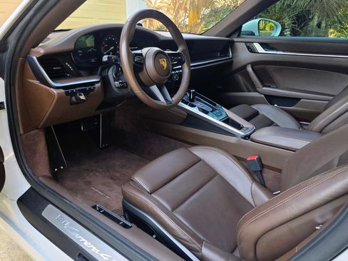Used 2020 Porsche 911 Carrera 4S image 8
