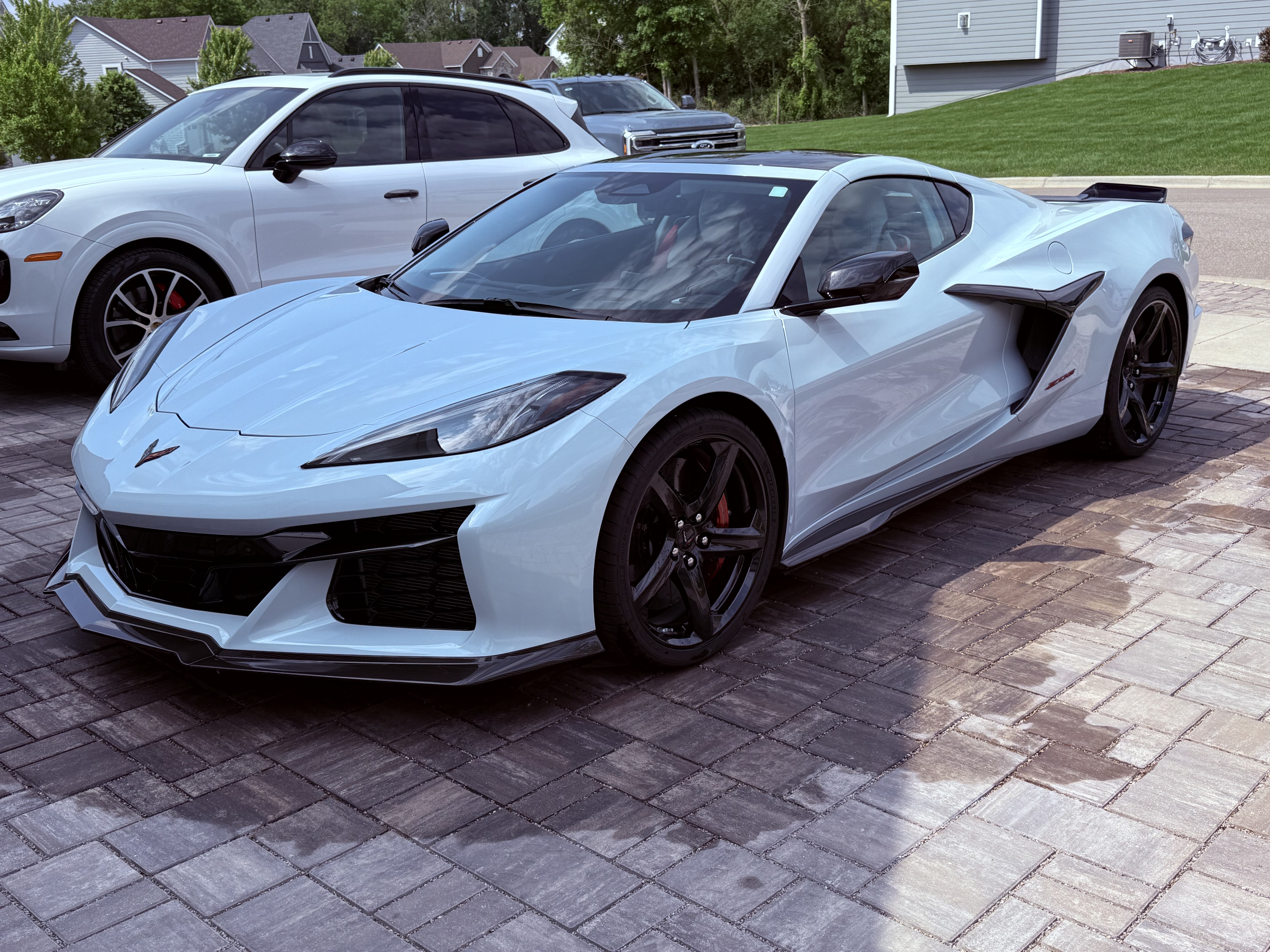 Used 2024 Chevrolet Corvette Z06 w/ Stealth Interior Trim Package RWD image 1