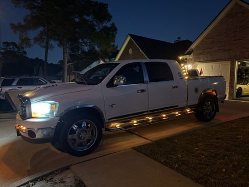 Used 2006 Dodge Ram 1500 Truck SLT w/ Trailer Tow Group image 9