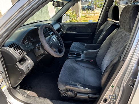 Used 2002 Honda CR-V EX image 6