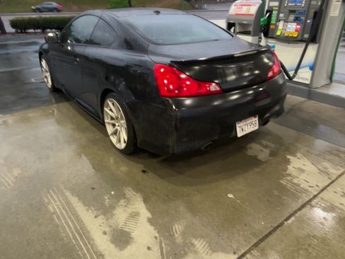 Used 2010 INFINITI G37 Journey w/ Aerodynamic Pkg RWD image 12