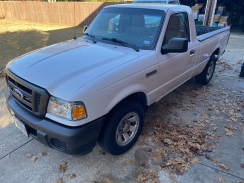 Used 2010 Ford Ranger XL image 1