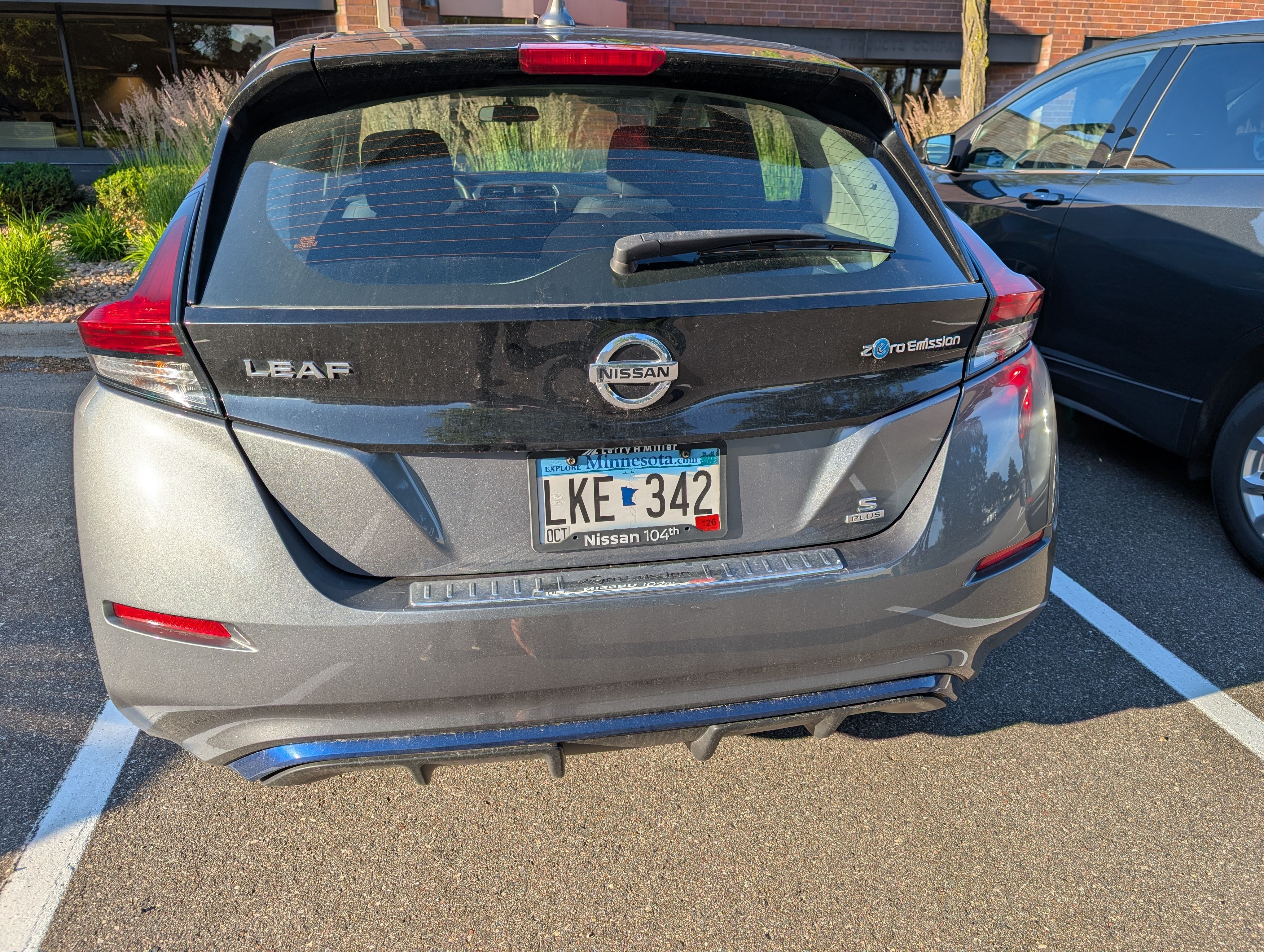 Used 2019 Nissan Leaf S Plus w/ S All Weather Package FWD image 5