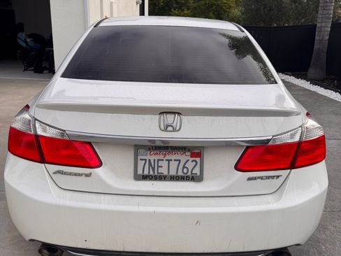 Used 2015 Honda Accord Sport image 6