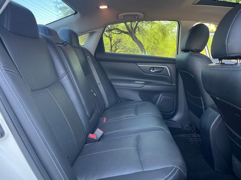 Used 2017 Nissan Altima 2.5 SR FWD image 26